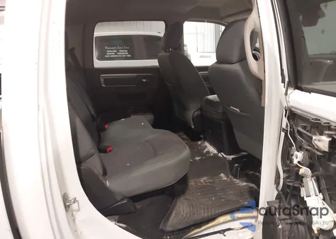 2017 Ram 1500 Big Horn 4X4 6'4 Box from USA, damaged, VIN 1C6RR7TT5HS721952